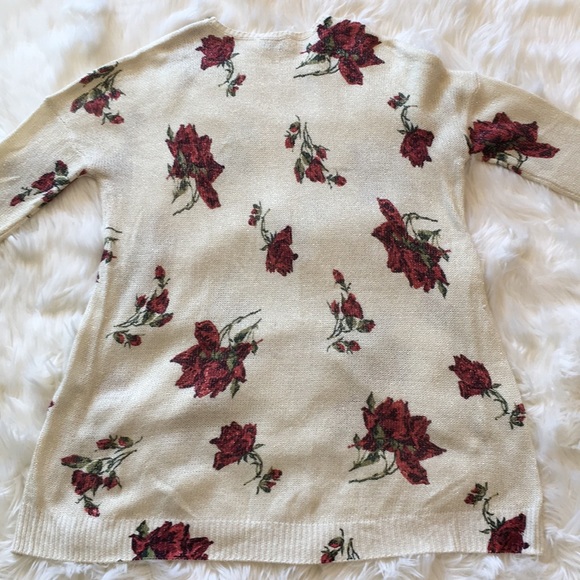 Show Me Your Mumu Bonfire Sweater in Winter Rose - Picture 11 of 16